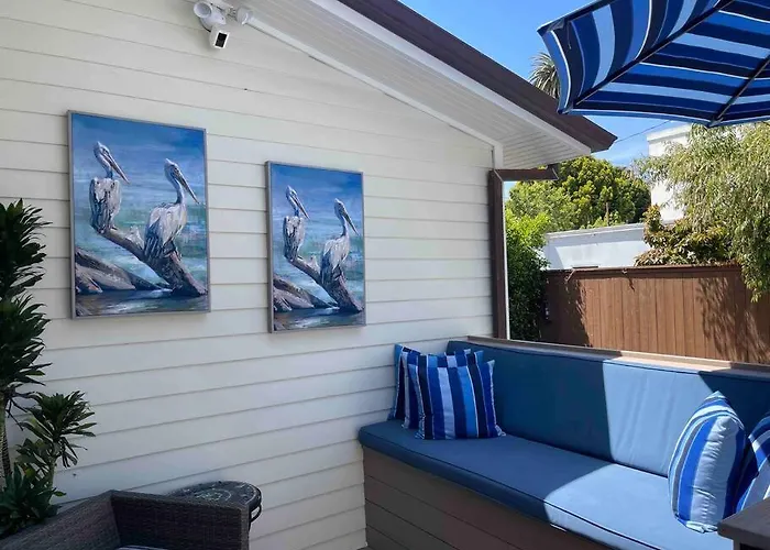 Upscale Downtown Home Walk To Beach Shops Bars 2