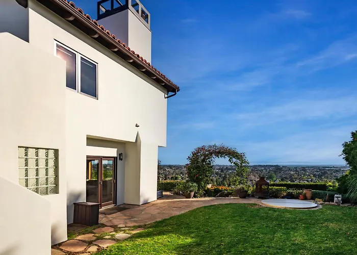 Luxury Home Atop The Hills